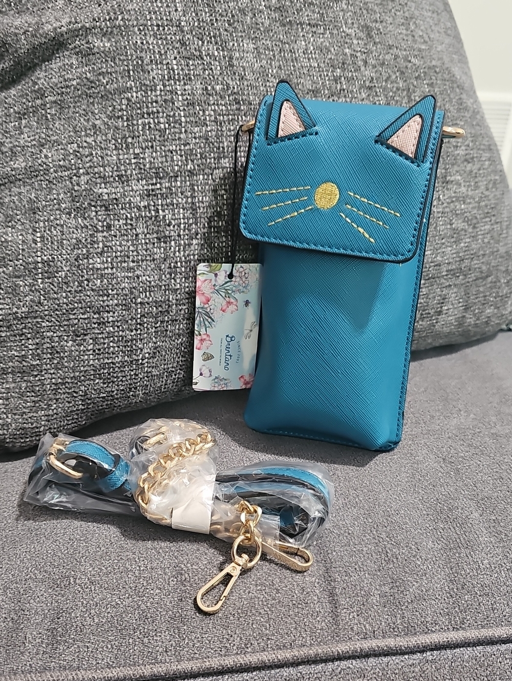 NWT Brentano Bag Cat Purse Crossbody Embroidered Phone Carrier